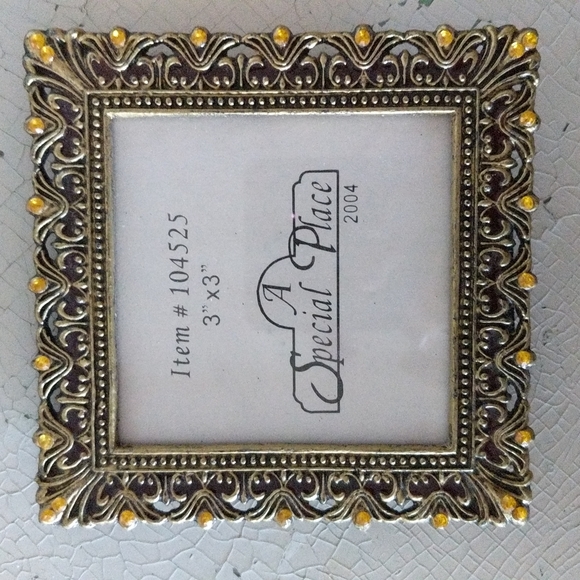 Metal picture frame with yellow stones, glass/picture size 3"x3" - Picture 1 of 8
